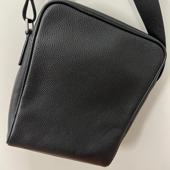 Le Tanneur luxury pebbled leather bag - Picture 7 of 8